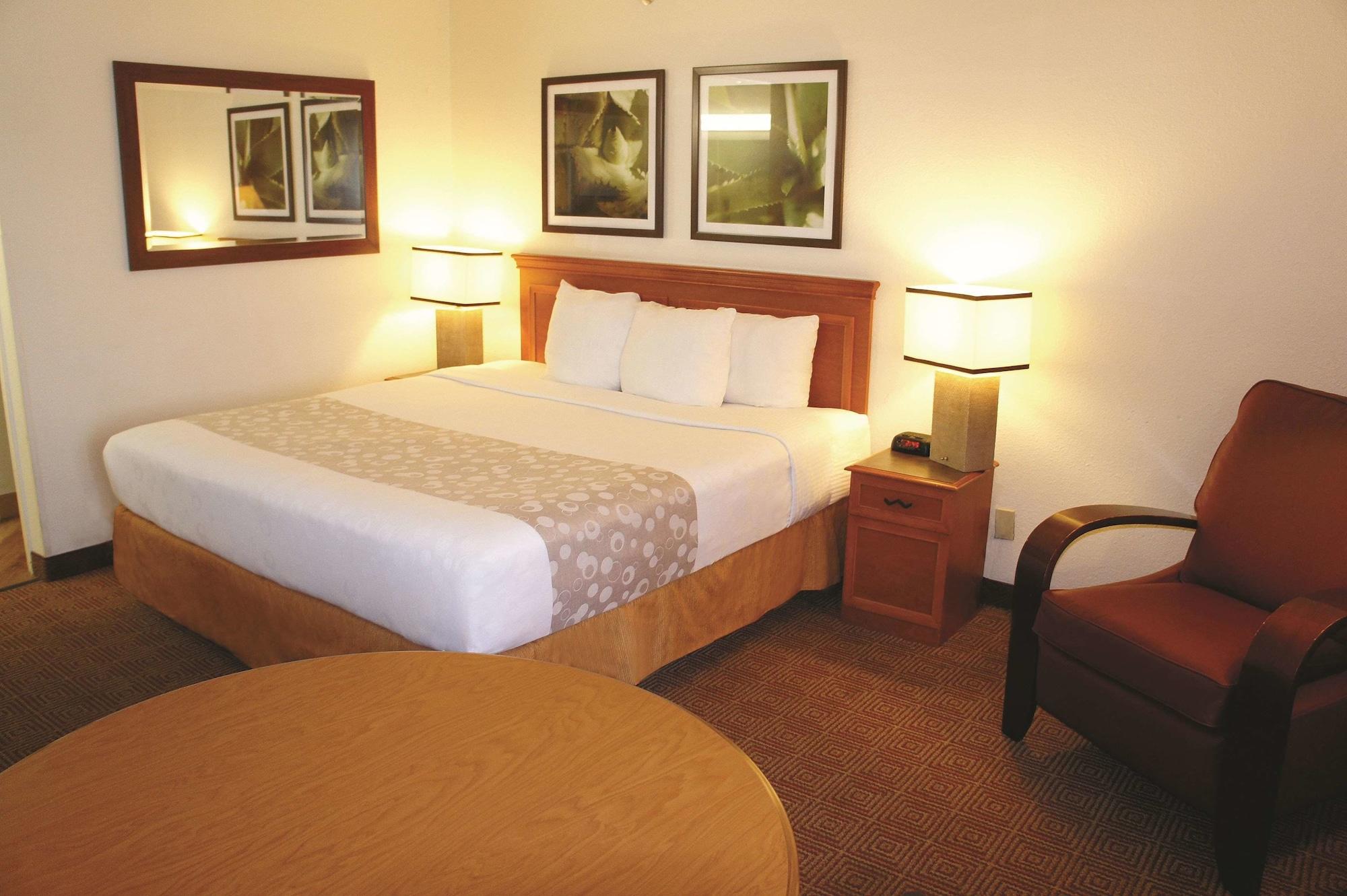 La Quinta Inn By Wyndham Kansas City North North Kansas City Eksteriør bilde