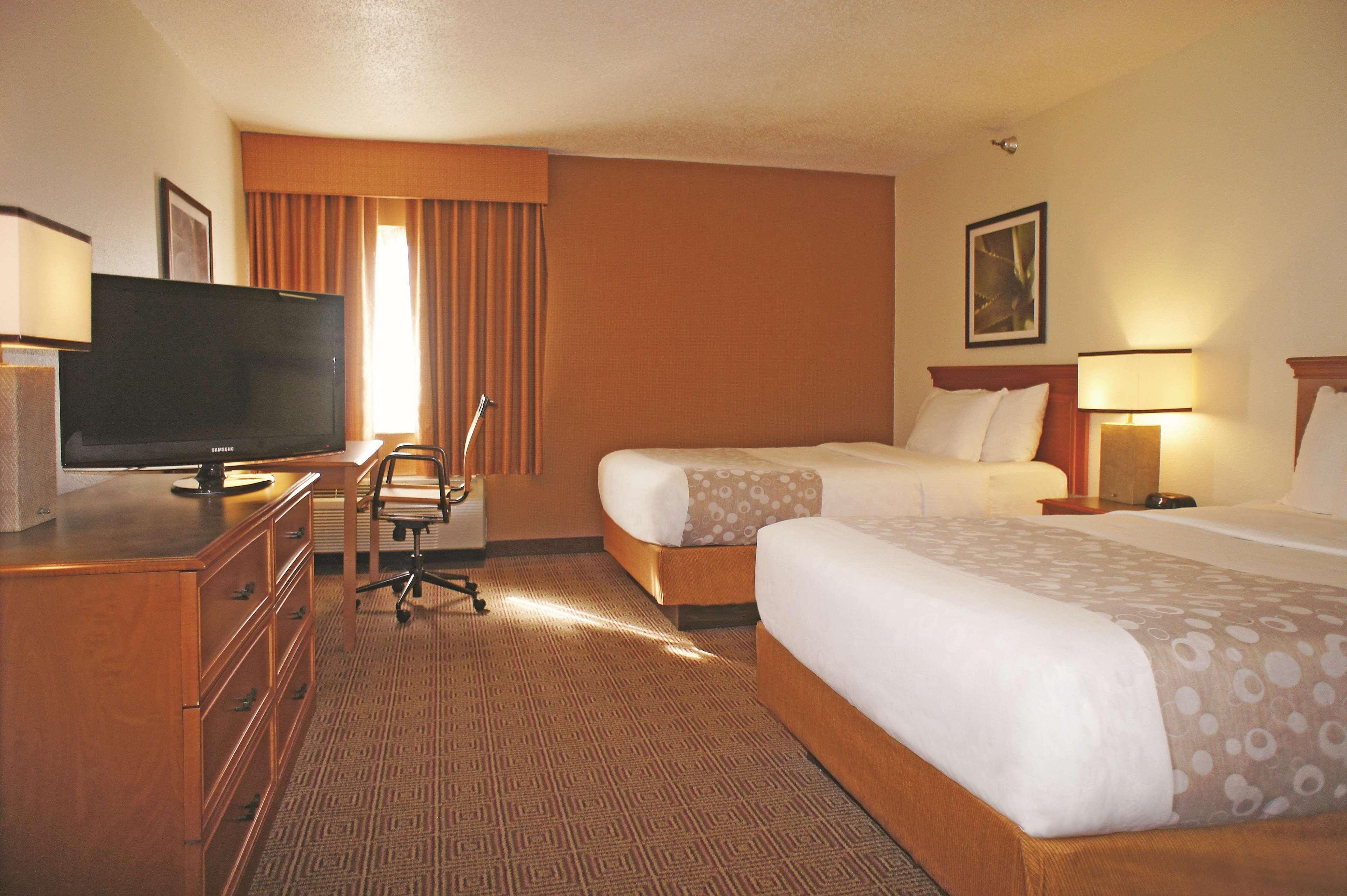 La Quinta Inn By Wyndham Kansas City North North Kansas City Eksteriør bilde