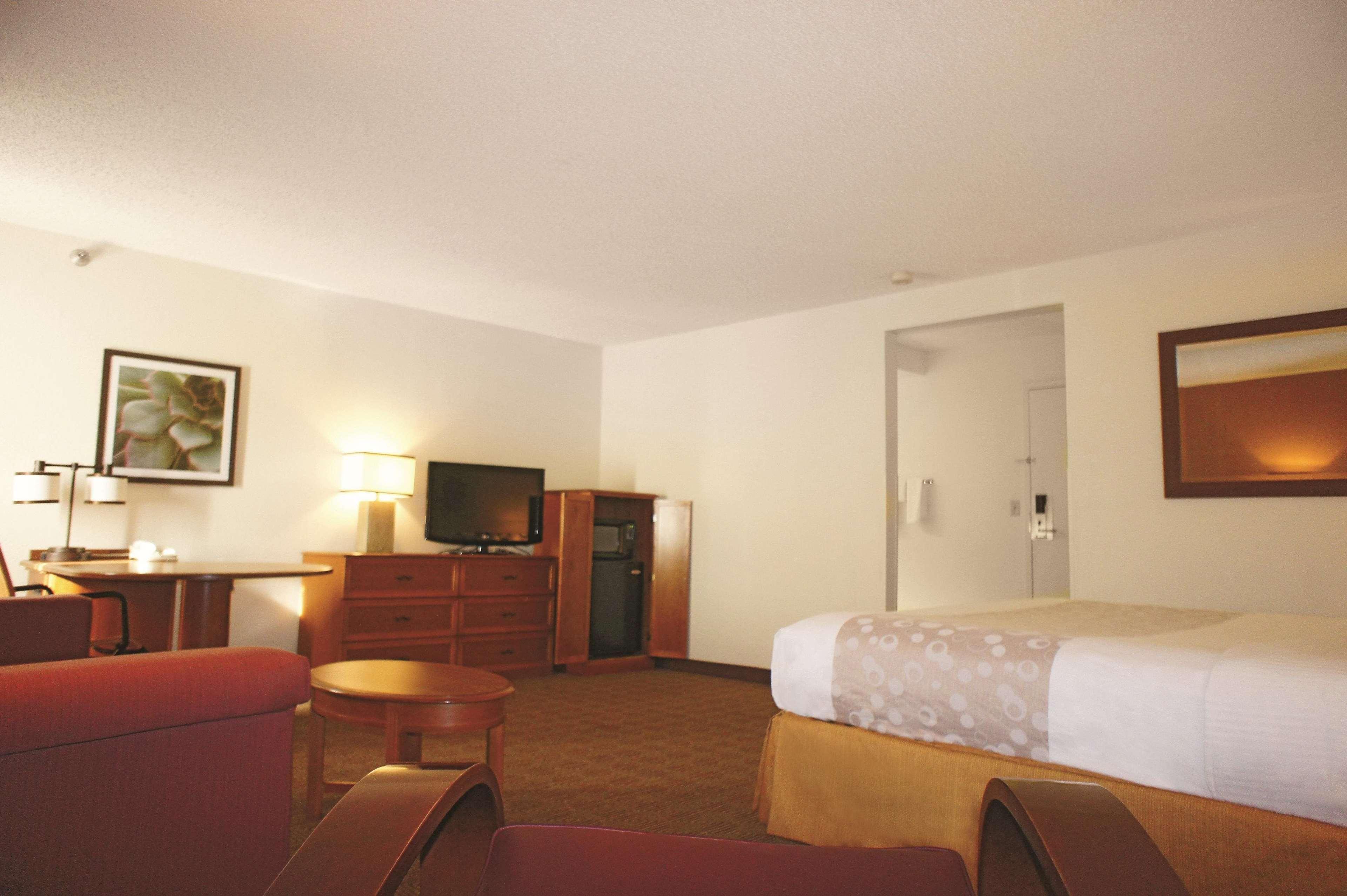 La Quinta Inn By Wyndham Kansas City North North Kansas City Eksteriør bilde