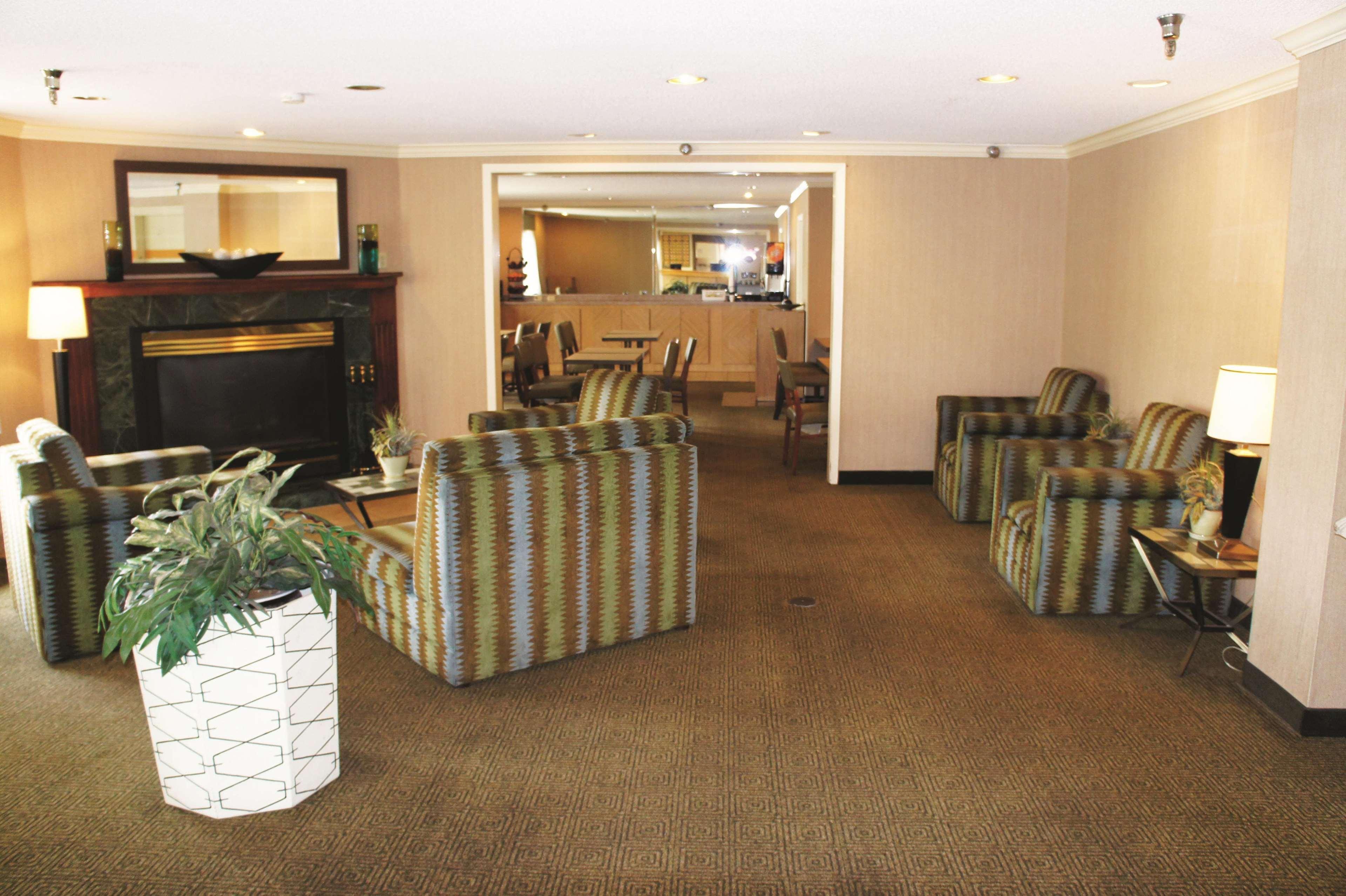 La Quinta Inn By Wyndham Kansas City North North Kansas City Eksteriør bilde